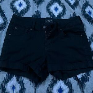 Black Celebrity Pink Cuffed Shorts